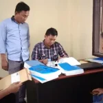 Aliansi Lembaga Bersatu Laporkan Dugaan Korupsi Kades Sarona Kolut Aliansi Lembaga Bersatu Laporkan Dugaan Korupsi Kades Sarona Kolut