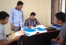 Aliansi Lembaga Bersatu Laporkan Dugaan Korupsi Kades Sarona Kolut Aliansi Lembaga Bersatu Laporkan Dugaan Korupsi Kades Sarona Kolut