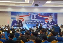 Kongres PAN Ditutup, Zulhas Minta Maaf Soal Insiden Kursi Melayang Kongres PAN Ditutup, Zulhas Minta Maaf Soal Insiden Kursi Melayang