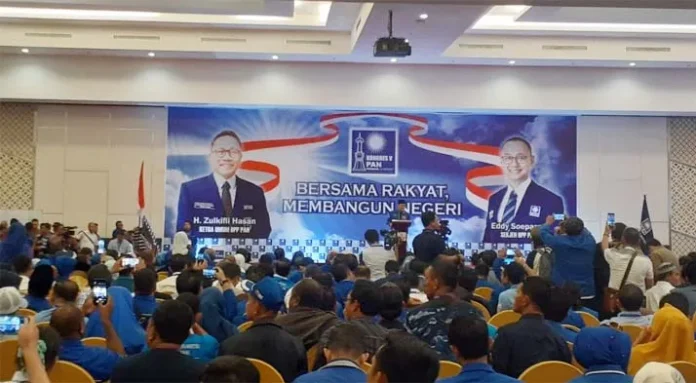 Kongres PAN Ditutup, Zulhas Minta Maaf Soal Insiden Kursi Melayang