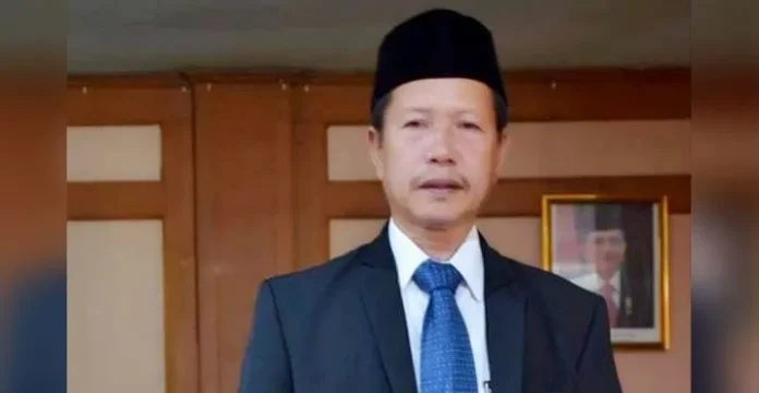 Kadis Dikbud Konut, Lapeha