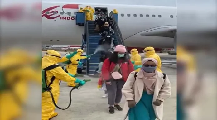 Foto: Mahasiswa Asal Sultra dari Wuhan Tiba di Tanah Air