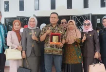 Konsultasi Sistem Kerja Bamus dan Banggar, DPRD Kota Palangkara Kunker di DPRD Konsel Konsultasi Sistem Kerja Bamus dan Banggar, DPRD Kota Palangkara Kunker di DPRD Konsel