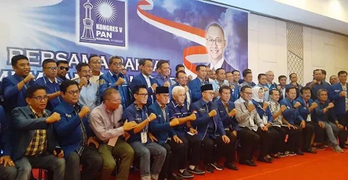 pan_oposisi Zulhas Tegaskan PAN Tetap di Luar Pemerintah, Tapi Ogah Disebut Oposisi