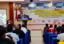 Dirlantas Polda Minta IMI Sultra Menjadi Pelopor Keselamatan Berkendara Dirlantas Polda Minta IMI Sultra Menjadi Pelopor Keselamatan Berkendara