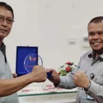 Apresiasi Kontribusi PT Antam, PWI Kolaka Serahkan Plakat HPN 2020 Apresiasi Kontribusi PT Antam, PWI Kolaka Serahkan Plakat HPN 2020
