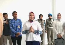 Jika Terpilih Wakil Wali Kota Kendari, Siska Siap Mengawal Kinerja Sulkarnain Jika Terpilih Wakil Wali Kota Kendari, Siska Siap Mengawal Kinerja Sulkarnain