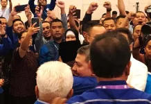 Terima Kekalahan, Mulfachri Peluk Zulkifli Hasan Terima Kekalahan, Mulfachri Peluk Zulkifli Hasan