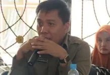 DPRD Konsel Akhirnya Bentuk Pansus Keuangan Wakil ketua DPRD Konsel, Senawan Silondae