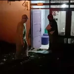 Dicurigai Terjangkit Covid-19, Seorang Warga di Kendari Dijemput Petugas Medis Pakai APD Dicurigai Terjangkit Covid-19, Seorang Warga di Kendari Dijemput Petugas Medis Pakai APD