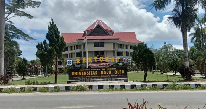 Gedung Rektorat UHO