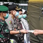 Pangdam Hasanuddin Serahkan 200 APD untuk Dua Rumah Sakit di Sultra