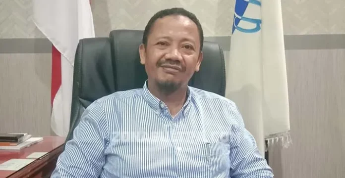 Rektor USN Kolaka Azhari