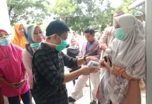 Waspada Corona, Kepala BKAD Konsel Datangkan Dokter Cek Suhu Tubuh Pegawainya Waspada Corona, Kepala BKAD Konsel Datangkan Dokter Cek Suhu Tubuh Pegawainya