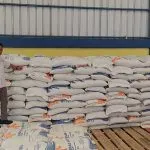 Stok Gula Pasir di Bulog Kolaka Kosong, Minta Suplai dari Provinsi Kepala Perum Bulog Kolaka Deny