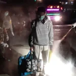 Cegah Corona, Petugas Lakukan Penyemprotan KMP Bontoharu Cegah Corona, Petugas Lakukan Penyemprotan KMP Bontoharu