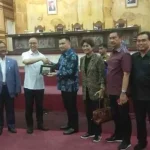 Anggota DPRD Sultra Curhat Polemik Tambang ke Komisi VII DPR RI Anggota DPRD Sultra Curhat Polemik Tambang ke Komisi VII DPR RI