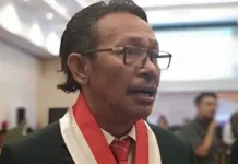 IDI Sultra Launching Nomor Layanan untuk Virus Corona Ketua IDI Sultra dr. Rabiul Awal