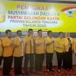 Ridwan Bae Minta Ketua DPD Golkar Sultra Terpilih Jangan Pelit Ridwan Bae Minta Ketua DPD Golkar Sultra Terpilih Jangan Pelit