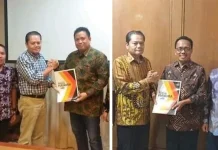 Rusman dan Syarifuddin Udu Berebut Hanura Rusman dan Syarifuddin Udu Berebut Hanura