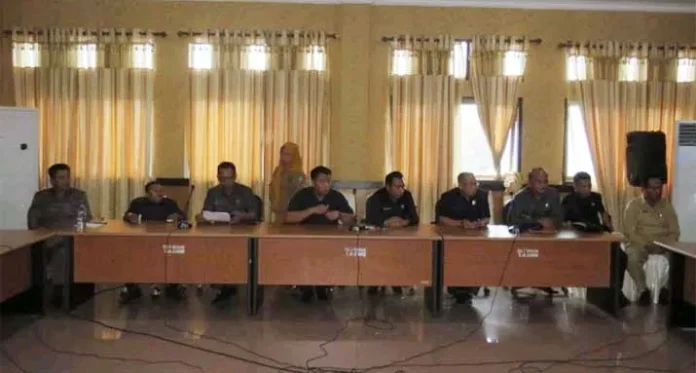 DPRD Hearing Pemda Konsel Terkait Keterlambatan Gaji ASN