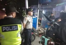 Polsek Lasusua Kolut Gelar Patroli Malam Cegah Penyebaran Corona Polsek Lasusua Kolut Gelar Patroli Malam Cegah Penyebaran Corona