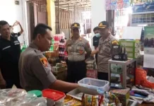 Polres Konsel Tingkatkan Pengawasan di Tengah Mewabahnya Virus Corona Polres Konsel Tingkatkan Pengawasan di Tengah Mewabahnya Virus Corona