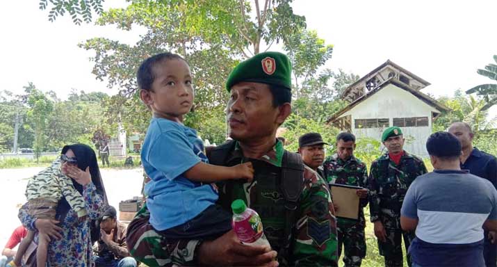 Duka Selimuti Pemakaman Serka La Ongge di TMP Baubau