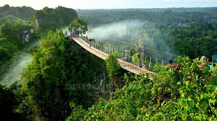 Sensasi Berendam di Waterbom Puncak Masalili