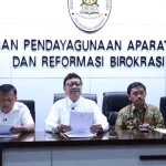 ASN Kerja di Rumah, MenPAN RB Pastikan Pelayanan Tetap Jalan ASN Kerja di Rumah, MenPAN RB Pastikan Pelayanan Tetap Jalan