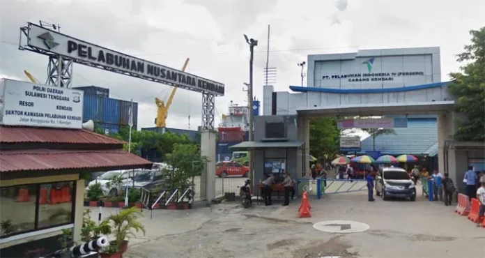 Aktivitas Kapal di Pelabuhan Nusantara Kendari Tetap Normal