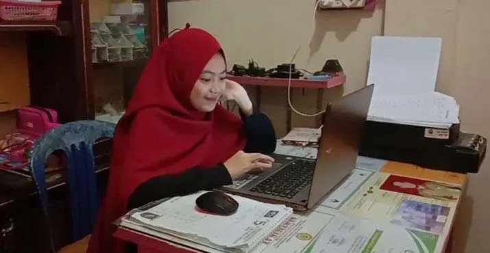 Cerita Mahasiswi Kendari, Kuliah Daring Akibat COVID-19