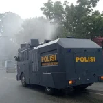 Kerahkan Water Cannon, Jalan di Baubau Disiram Disinfektan Kerahkan Water Cannon, Jalan di Baubau Disiram Disinfektan