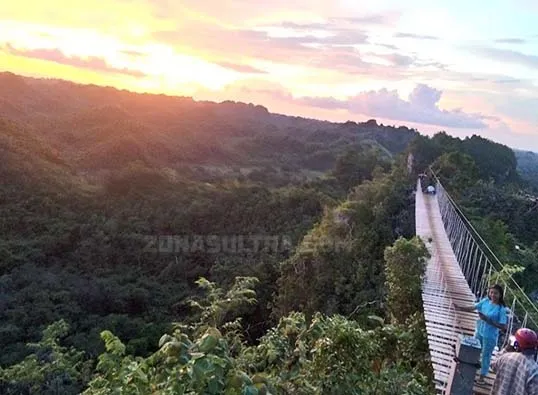 Sensasi Berendam di Waterbom Puncak Masalili