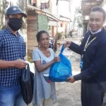 FIFGROUP Baubau Bagi Sembako Langsung ke Rumah Warga FIFGROUP Baubau Bagi Sembako Langsung ke Rumah Warga