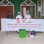 Cegah Corona, Alfamidi Kendari Semprot Disinfektan di Masjid Cegah Corona, Alfamidi Kendari Semprot Disinfektan di Masjid