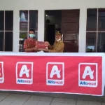 Alfamidi Serahkan Bantuan Paket Sembako ke Pemkab Konsel Alfamidi Serahkan Bantuan Paket Sembako ke Pemkab Konsel