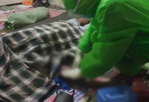 Mayat Ditemukan di Dalam Kos Dievakuasi Pakai Standar Covid-19 Mayat Ditemukan di Dalam Kos Dievakuasi Pakai Standar Covid-19