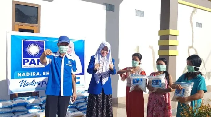 Gerakan Nadira Peduli Bagikan Ratusan Paket Sembako ke Warga
