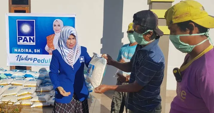 Gerakan Nadira Peduli Bagikan Ratusan Paket Sembako ke Warga