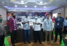 Antam Bantu APD Cegah Penularan Covid-19 di Kolaka Antam Bantu APD Cegah Penularan Covid-19 di Kolaka