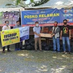 FIFGROUP Kendari Serahkan Bantuan di Posko Covid-19 FIFGROUP Kendari Serahkan Bantuan di Posko Covid-19