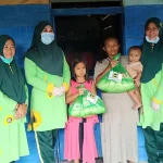 BKMT Konawe Bagikan Ratusan Paket Sembako untuk Warga Kurang Mampu BKMT Konawe Bagikan Ratusan Paket Sembako untuk Warga Kurang Mampu