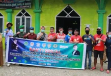 Anggota DPRD Kolut Gandeng IMI Lakukan Penyemprotan Disinfektan Anggota DPRD Kolut Gandeng IMI Lakukan Penyemprotan Disinfektan