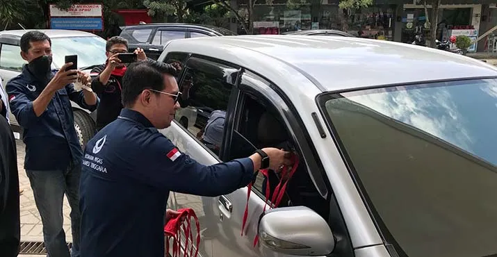 Pertamina dan Hiswana Migas Bagi Masker dan Sarung Tangan ke 50 SPBU di Sultra