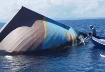 Polres Kolaka Temukan Kapal Tak Bertuan di Perairan Lambasina Polres Kolaka Temukan Kapal Tak Bertuan di Perairan Lambasina