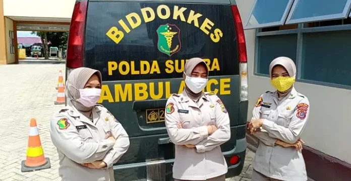 Kisah Kartini PeraKisah Kartini Perawat Covid-19, Tak Gentar Meski Dikucilkan Kerabatwat Covid-19, Tak Gentar Meski Dikucilkan Kerabat