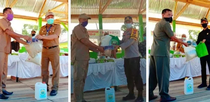 Bupati Konut Salurkan Bantuan ke 4.097 KK