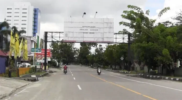 kota Kendari Hari Pertama Instruksi Wali Kota, Aktivitas Sepi, Jalanan Lengang