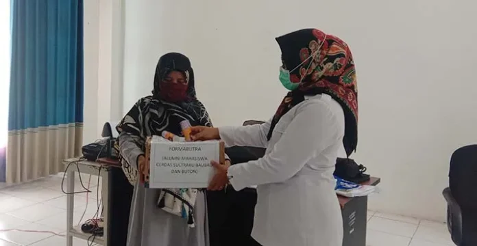 Mahasiswa di Baubau Urunan Beli APD untuk Tenaga Medis